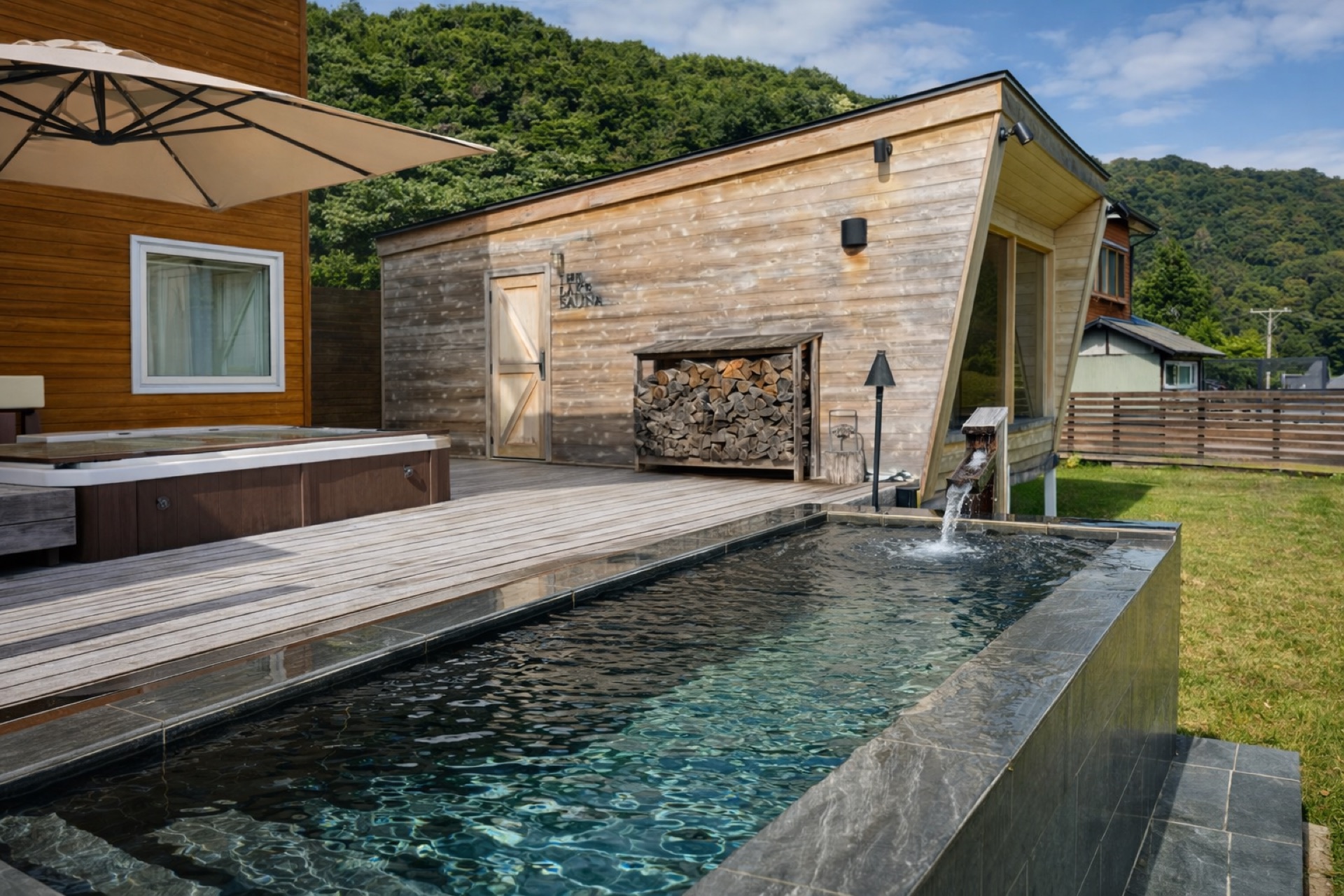 Nojiri waterbath interior